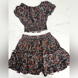 BEAUTEES girls floral skirt and crop top set in great condition size 12